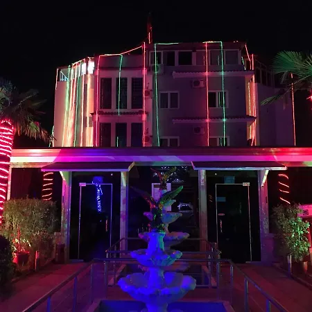Hotel Bardhi 4*